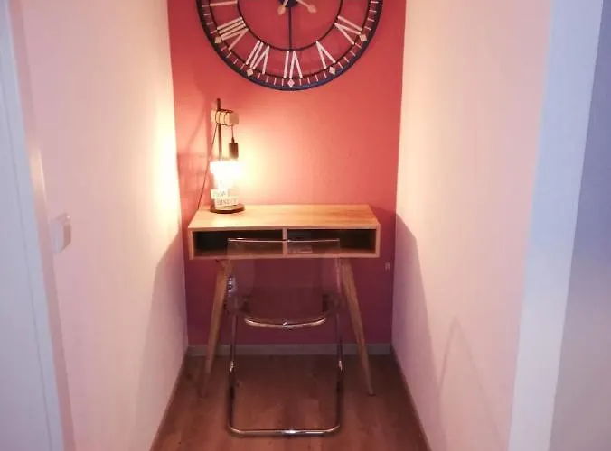 Apartment Heddesheim شقة